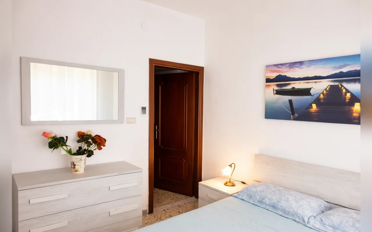 Camera con bagno privato — Sole Apartment Patty, Cagliari (Sardegna) (foto 9)